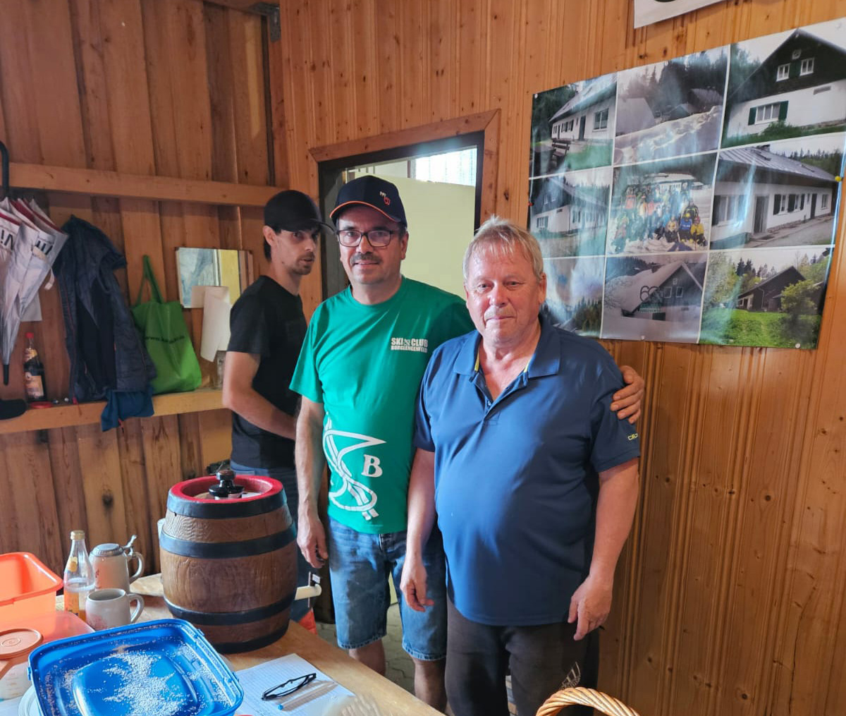 Mehr über den Artikel erfahren 1. Hüttenabend 2025